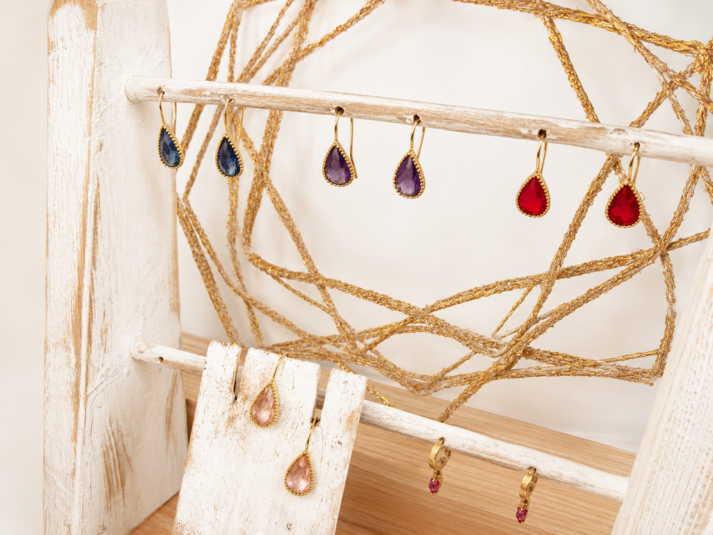 Pendientes gota en varios colores con baño de oro