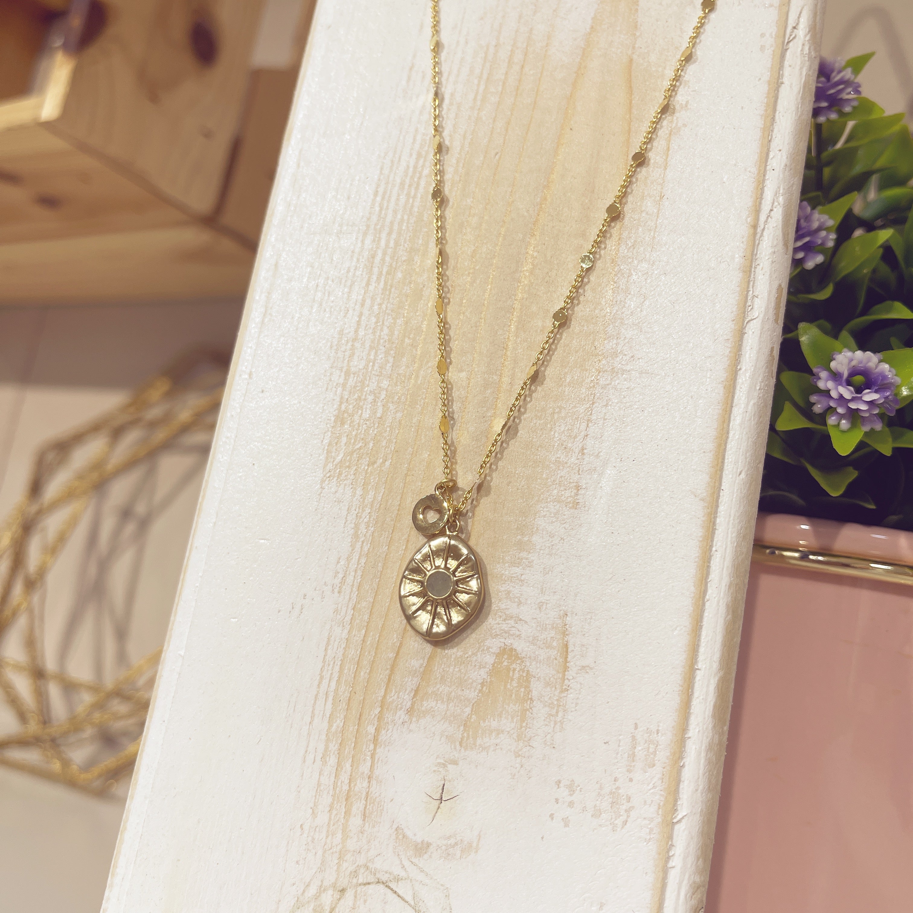 Collar Sol Colores con piedra menta