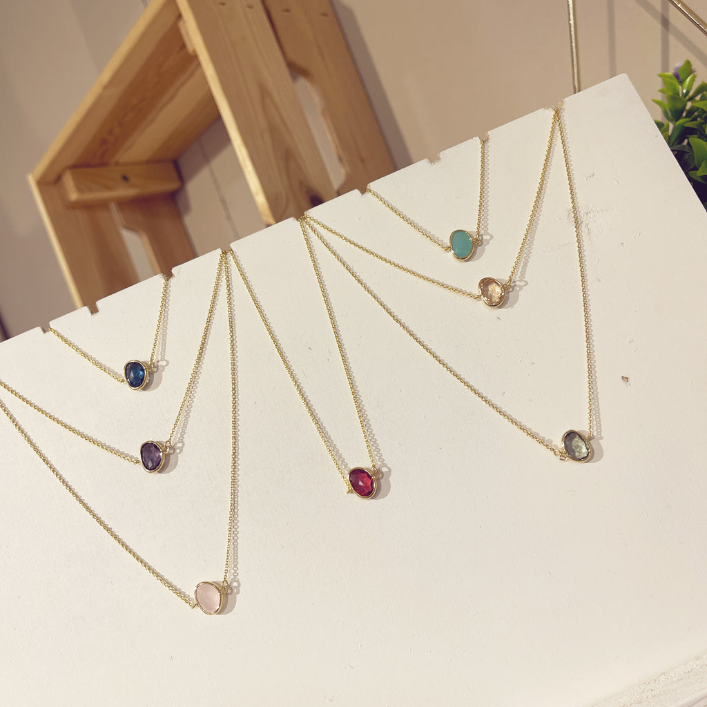 Collar piedra doblada colores vista 4